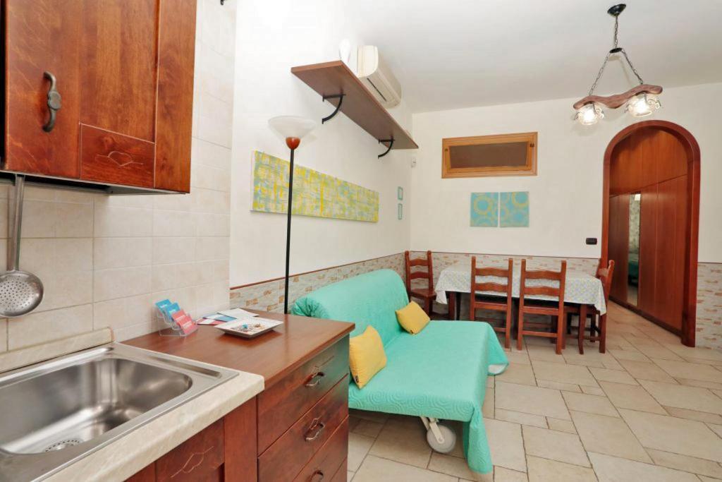 City Cottage Bari Esterno foto