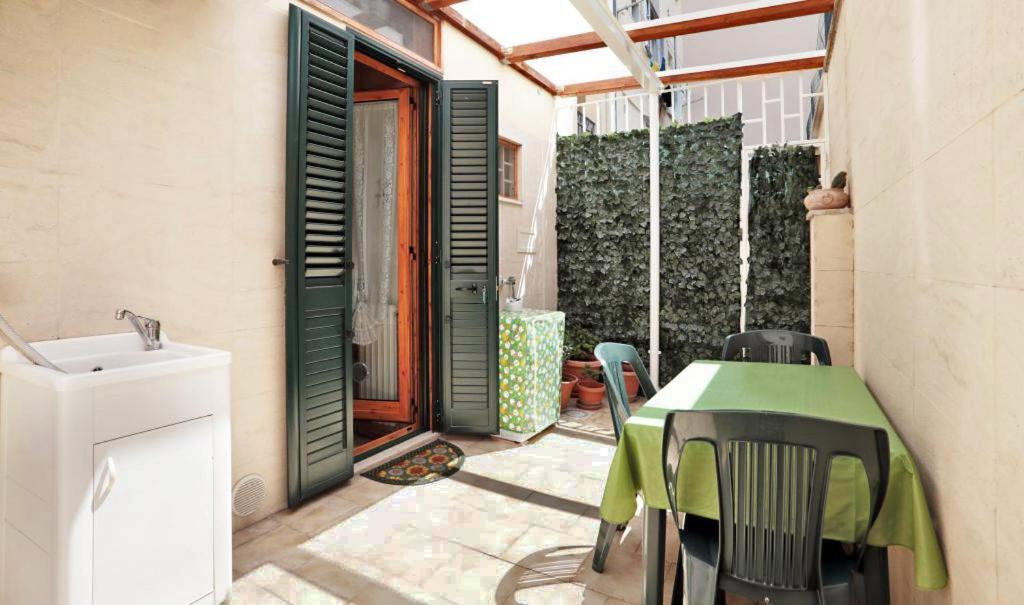 City Cottage Bari Esterno foto