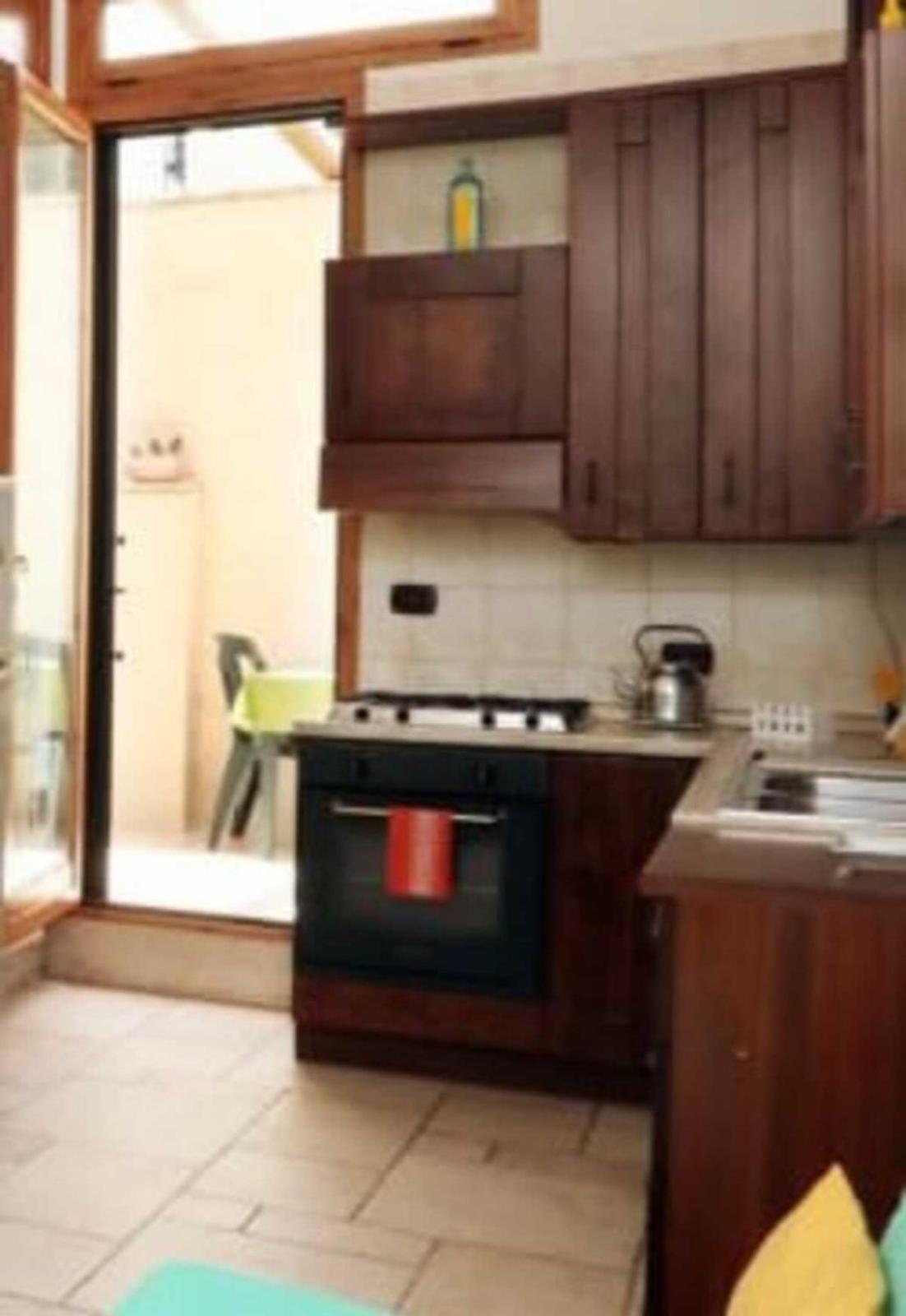 City Cottage Bari Esterno foto
